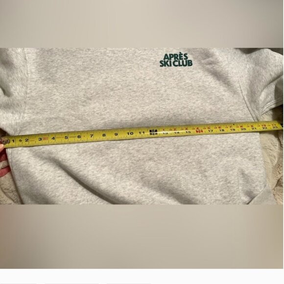 Abercrombie and Fitch Apres Ski Club Crewneck Sweatshirt Small viral - Picture 5 of 6